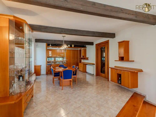 Prodej domu 331 m², pozemek 1512 m²