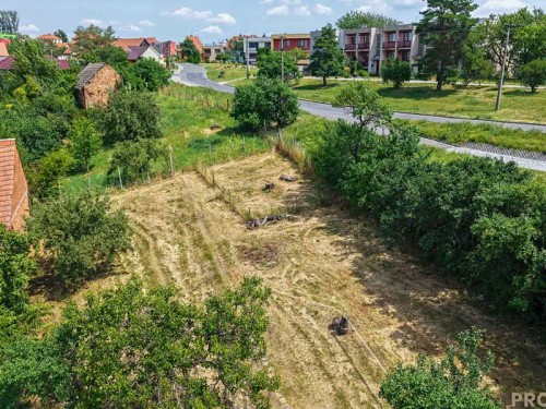 Prodej stavebního pozemku 1206 m²