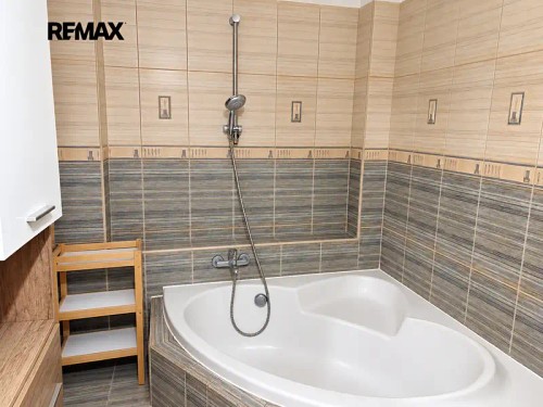 Prodej chalupy 183 m², pozemek 800 m²