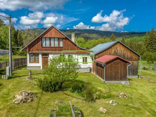 Prodej chalupy 170 m², pozemek 765 m²