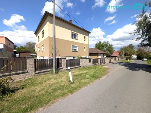 Prodej domu 240 m², pozemek 1087 m²