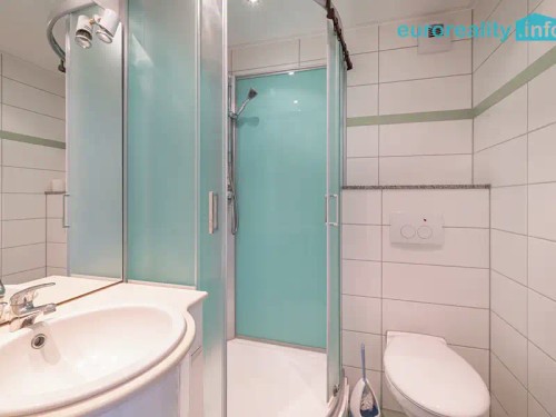 Prodej chalupy 460 m², pozemek 18858 m²