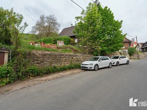 Prodej stavebního pozemku 1224 m²