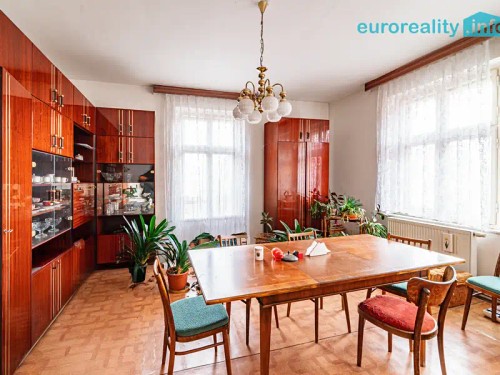 Prodej domu 267 m², pozemek 270 m²