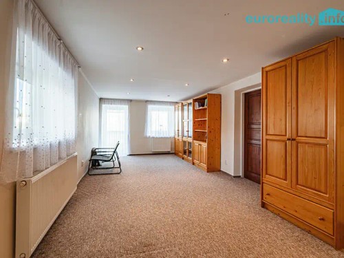 Prodej domu 274 m², pozemek 627 m²