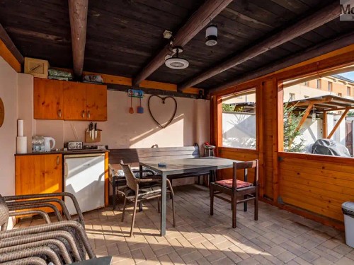 Prodej domu 330 m², pozemek 359 m²