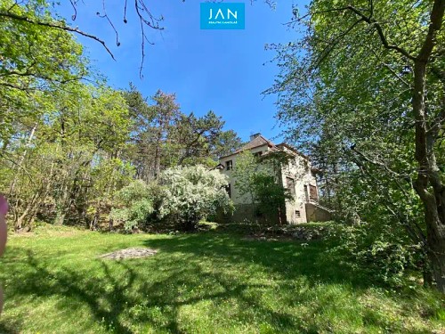 Prodej domu 307 m², pozemek 3962 m²