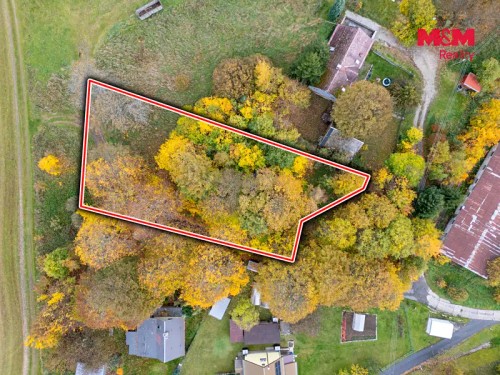Prodej stavebního pozemku 1484 m²