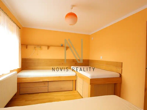 Prodej domu 200 m², pozemek 869 m²