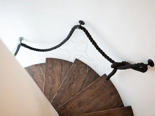 Prodej atypického bytu 240 m²