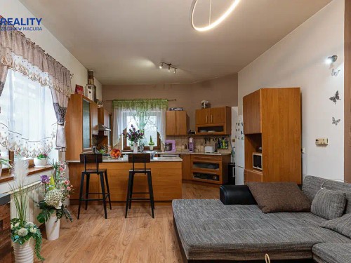 Prodej domu 178 m², pozemek 2174 m²