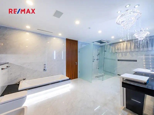 Prodej domu 365 m², pozemek 623 m²