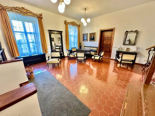 Prodej vily 503 m², pozemek 1727 m²
