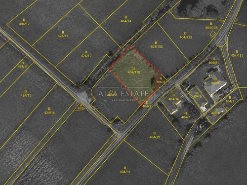 Prodej stavebního pozemku 1060 m²