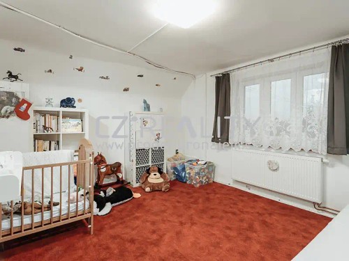 Prodej domu 280 m², pozemek 35798 m²