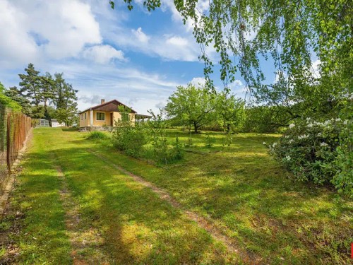 Prodej stavebního pozemku 560 m²