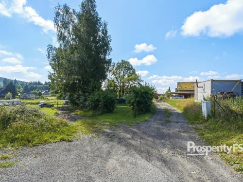 Prodej stavebního pozemku 1280 m²