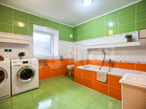 Prodej domu 300 m², pozemek 1690 m²