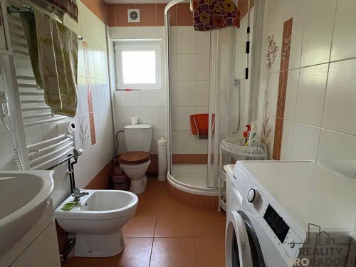 Prodej chalupy 276 m², pozemek 233 m²