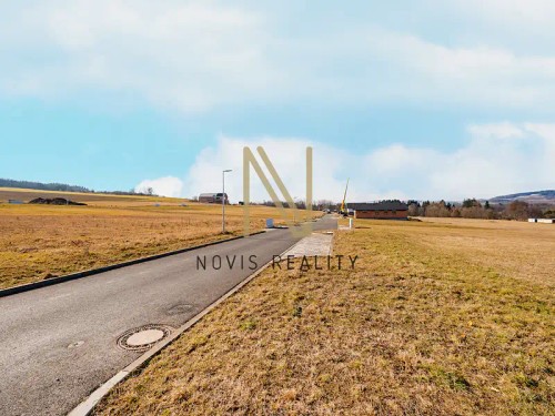 Prodej stavebního pozemku 800 m²