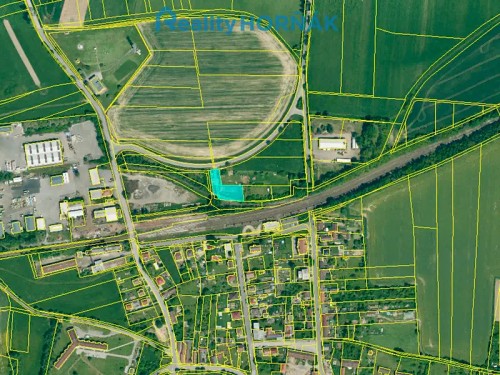 Prodej stavebního pozemku 1733 m²