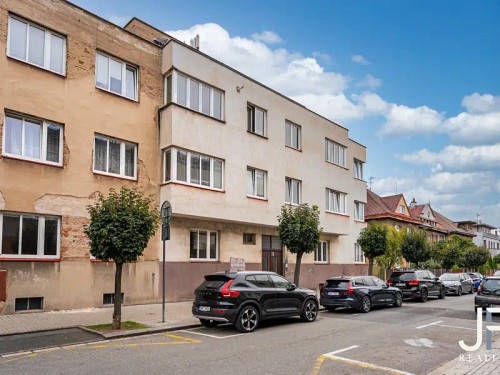 Prodej bytu 1+1 65 m²