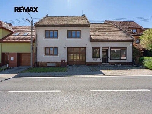 Prodej domu 275 m², pozemek 1170 m²