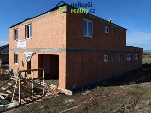 Prodej domu 288 m², pozemek 843 m²