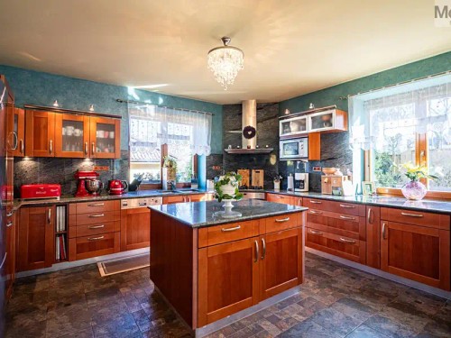 Prodej domu 372 m², pozemek 3764 m²