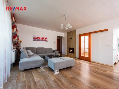 Prodej domu 209 m², pozemek 1446 m²