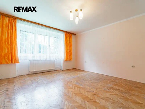 Prodej domu 265 m², pozemek 812 m²