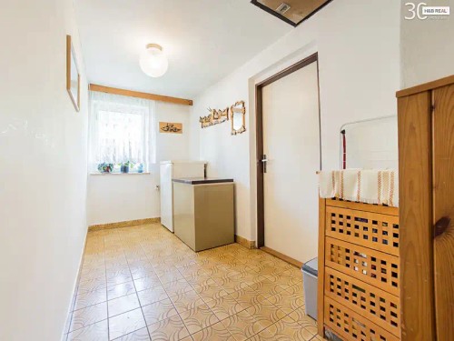 Prodej domu 200 m², pozemek 911 m²