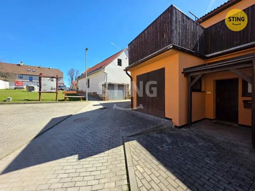 Prodej domu 298 m², pozemek 158 m²