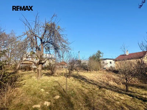 Prodej stavebního pozemku 1030 m²