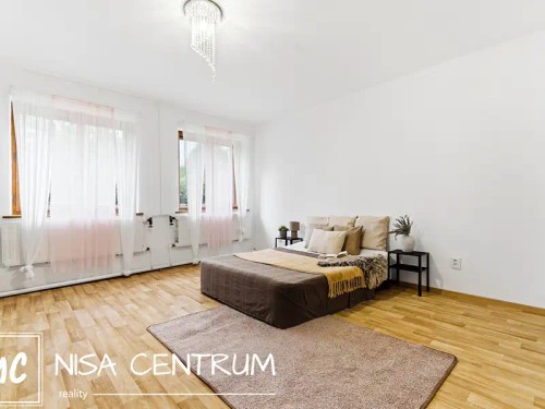 Prodej domu 220 m², pozemek 1945 m²