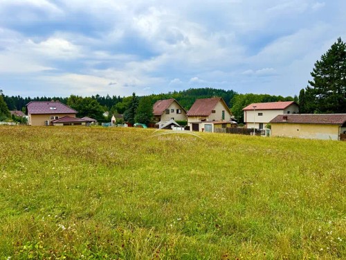 Prodej stavebního pozemku 1026 m²