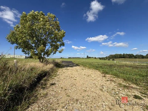 Prodej stavebního pozemku 1223 m²