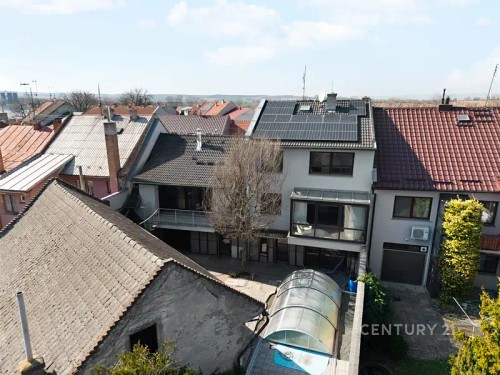 Prodej domu 232 m², pozemek 931 m²