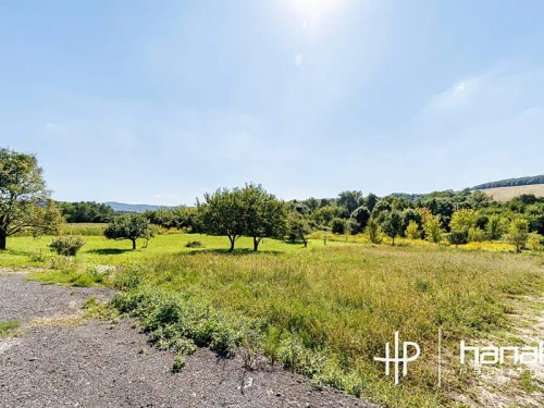 Prodej stavebního pozemku 777 m²