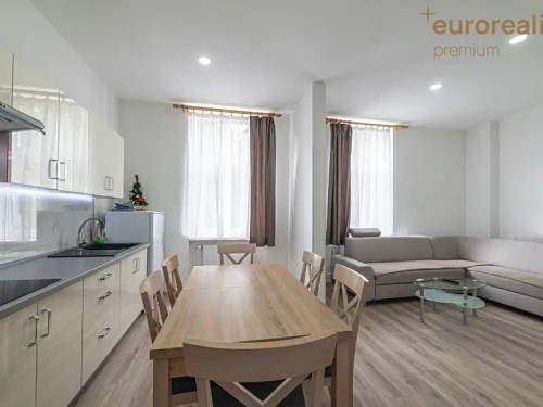 Prodej atypického bytu 194 m²