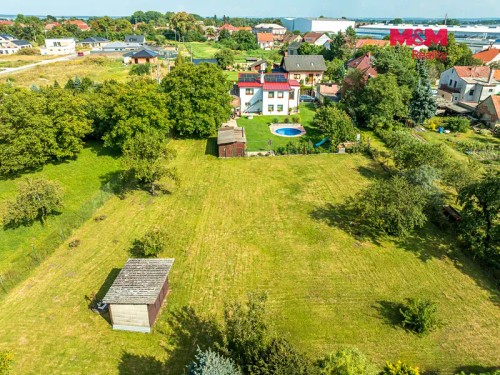 Prodej stavebního pozemku 1676 m²