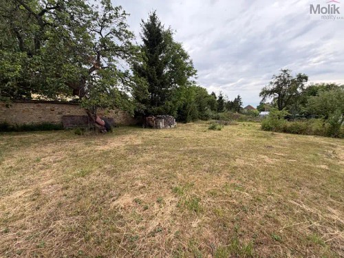 Prodej stavebního pozemku 1609 m²