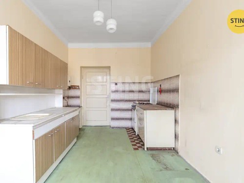 Prodej vily 244 m², pozemek 738 m²