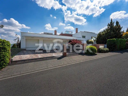 Prodej vily 479 m², pozemek 1503 m²