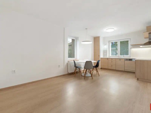 Prodej bytu 3+kk 64 m²