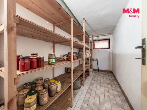 Prodej domu 230 m², pozemek 832 m²