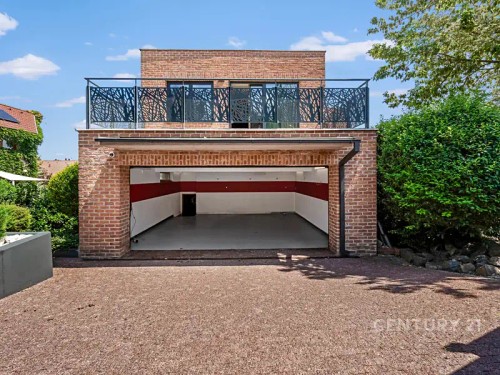 Prodej domu 298 m², pozemek 712 m²