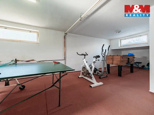Prodej domu 300 m², pozemek 1340 m²