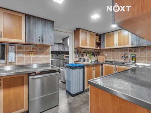 Prodej domu 490 m², pozemek 1400 m²