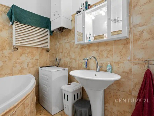 Prodej domu 900 m², pozemek 2785 m²